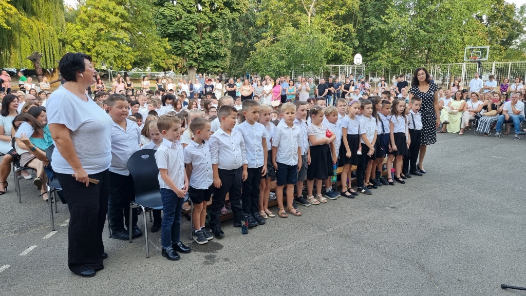 Megkezdődik az iskolás élet…